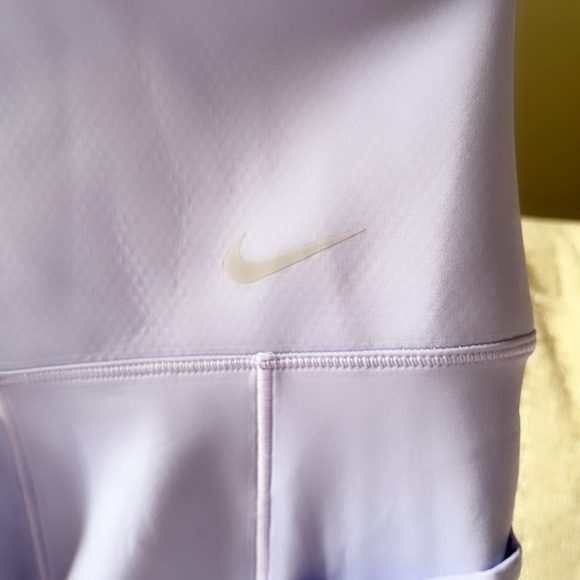 Nike rate dry fit Lavender High-Waisted Leggings - Picture 16 of 16